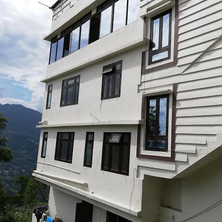Hotel Shivalik Retreat ガントク エクステリア 写真