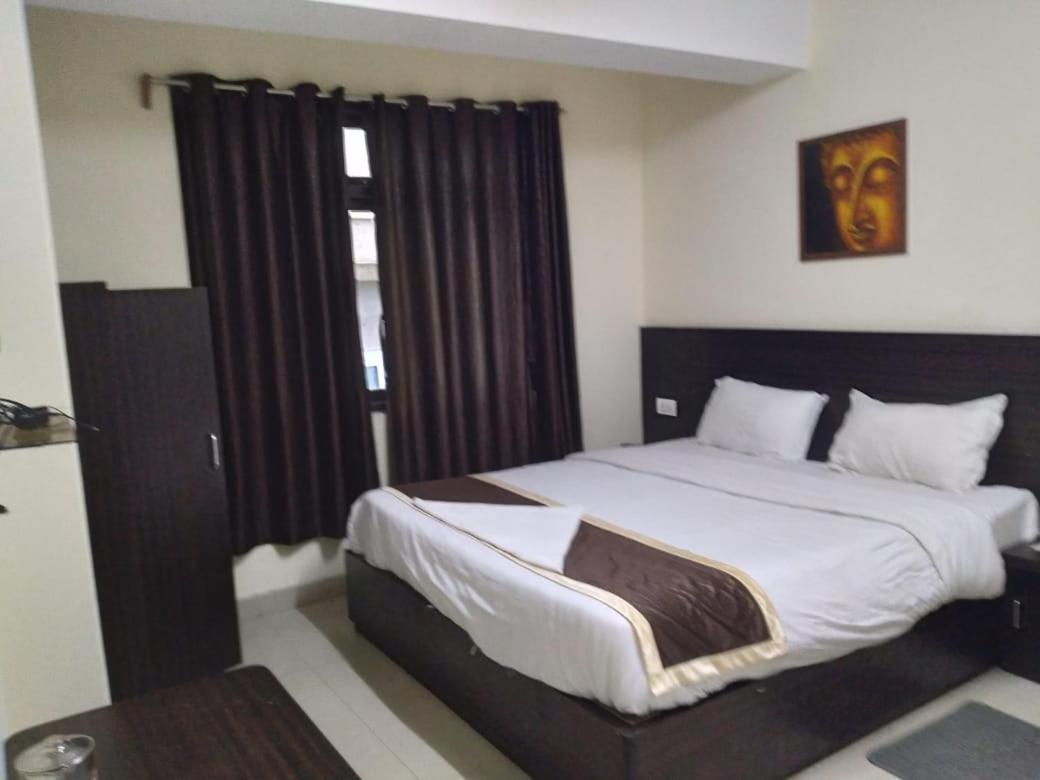 Hotel Shivalik Retreat ガントク エクステリア 写真